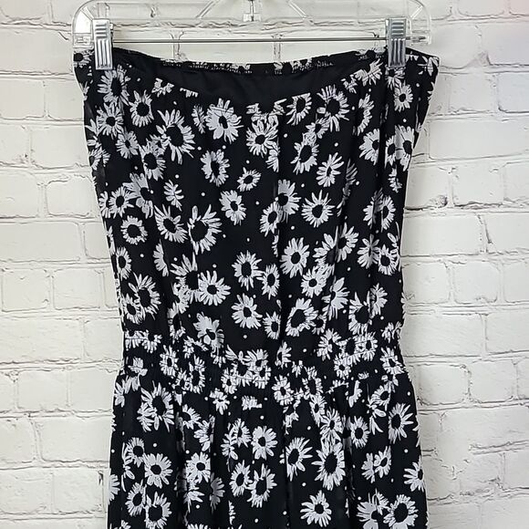 Want & Need Floral Strapless Jumpsuit Black Wide Leg Palazzo Pants Floral Print - Picture 6 of 9